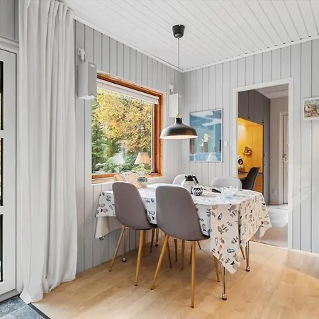 بيت للعطل Oh332-hadsund-enebaervaenget-5 *