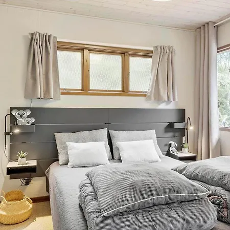 Oh332-hadsund-enebaervaenget-5 *