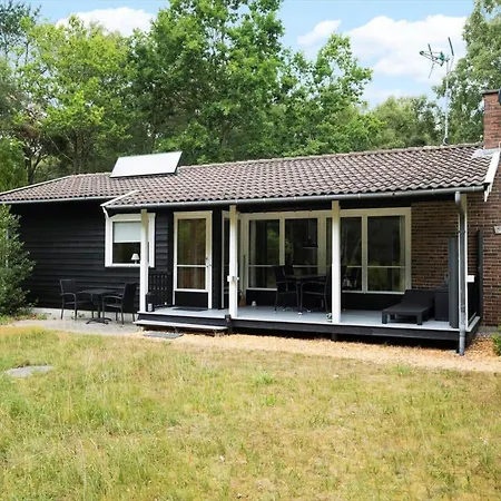 Oh332-hadsund-enebaervaenget-5 * Hadsund
